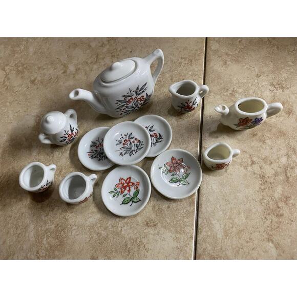 Glass mini kids tea set made in japan fair conditions - Picture 3 of 10